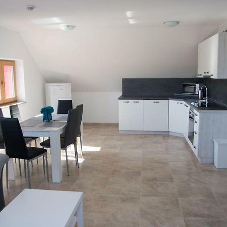Apartman U Fuxu Zleby Luaran gambar