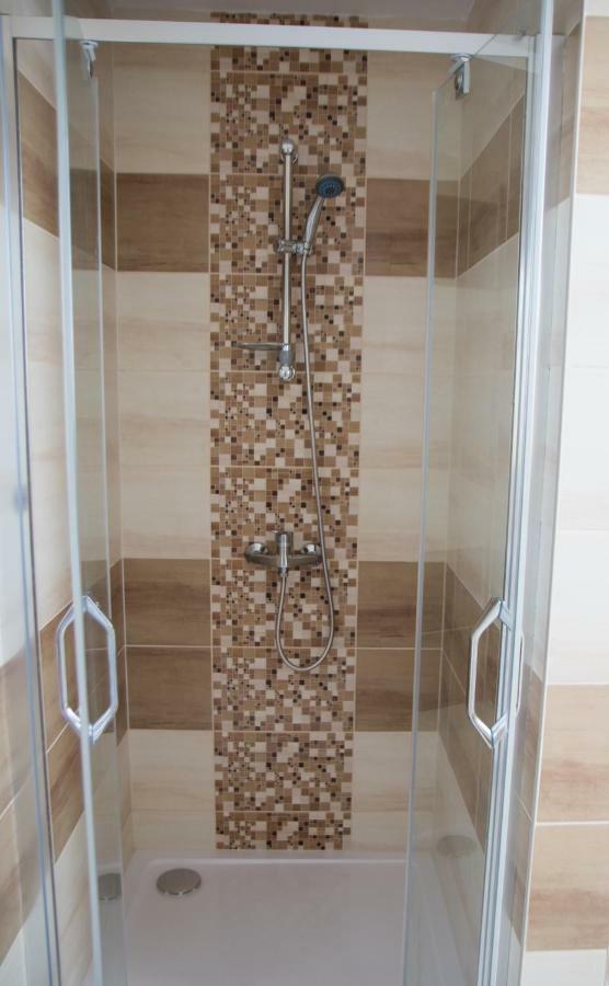 Apartman U Fuxu Zleby Luaran gambar
